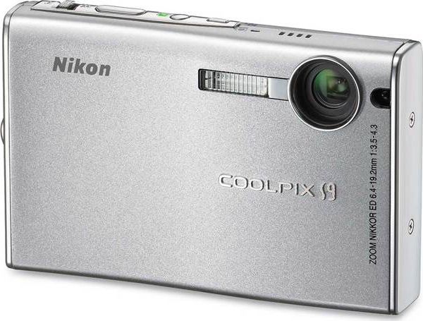 Nikon COOLPIX S9 Point & Shoot Camera
