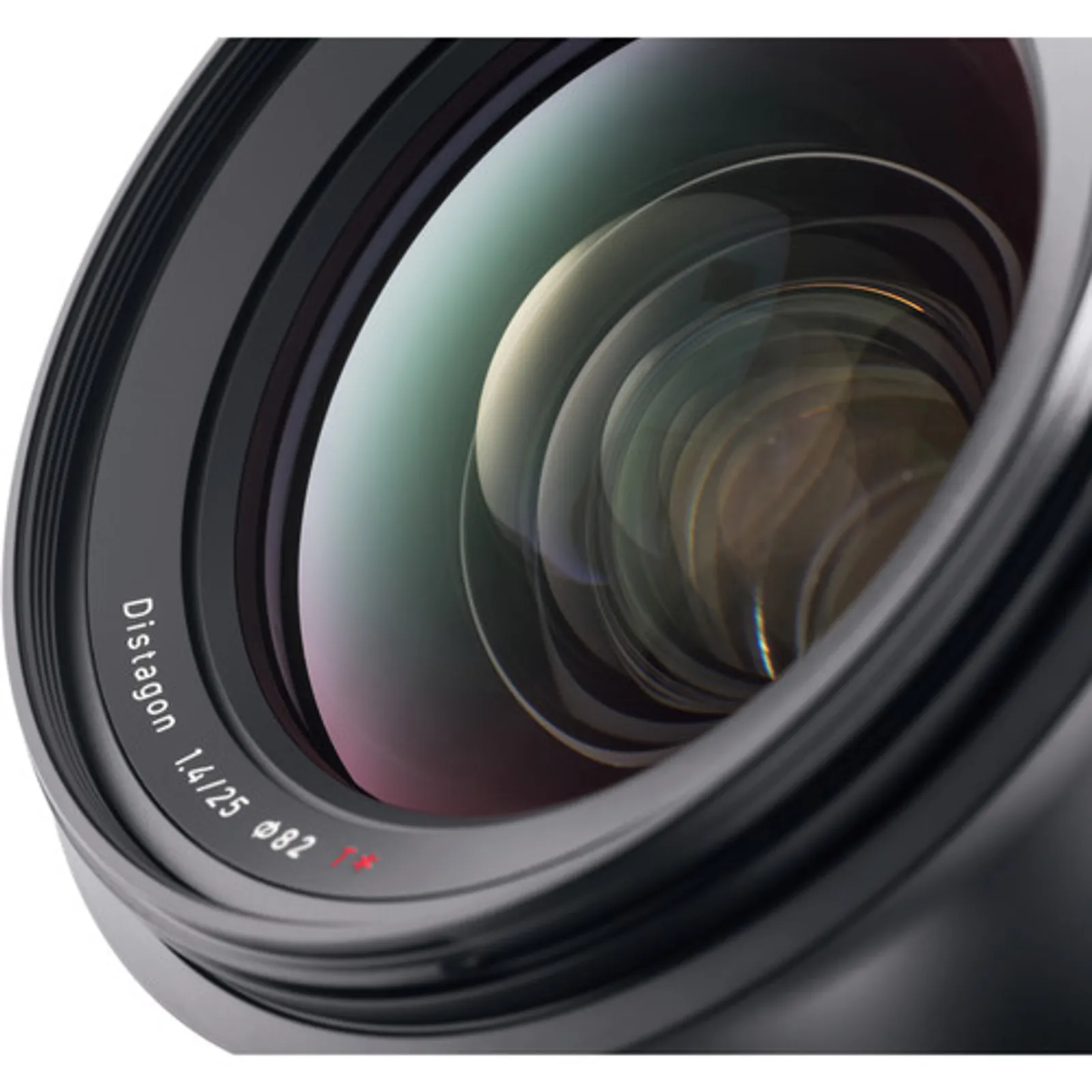 Zeiss Milvus 25mm f1.4 ZE Lens Canon EF | GearFocus