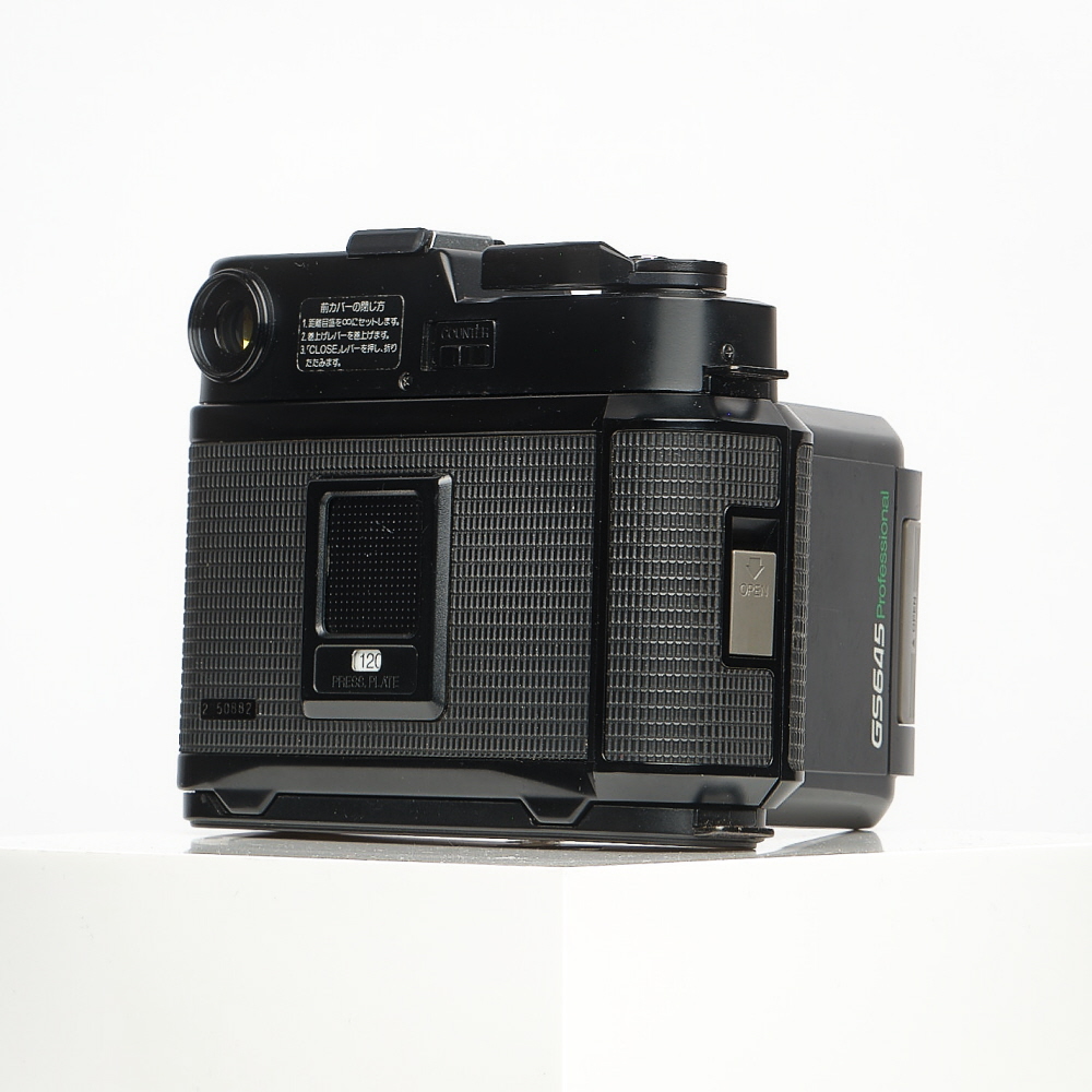 Fuji GS645S Professional Wide 120mm 6x4.5 Medium F | GearFocus