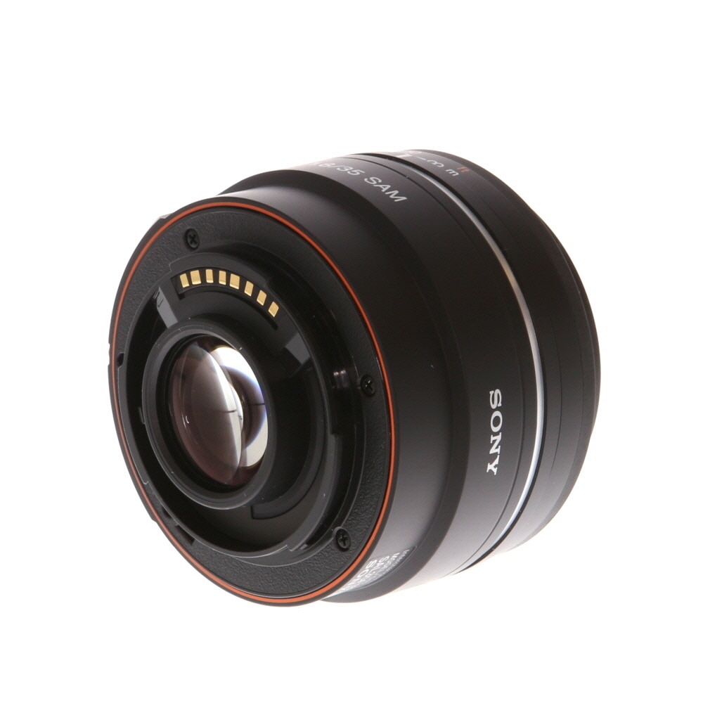 Sony DT 35mm f1.8 SAM Lens SAL35F18 | GearFocus