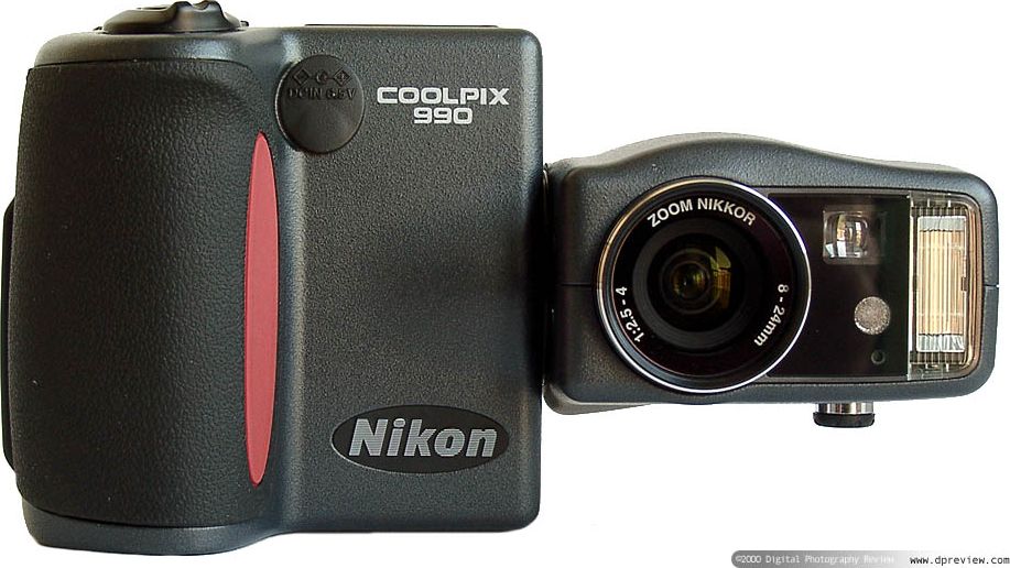 Nikon COOLPIX 990 Point & Shoot Camera
