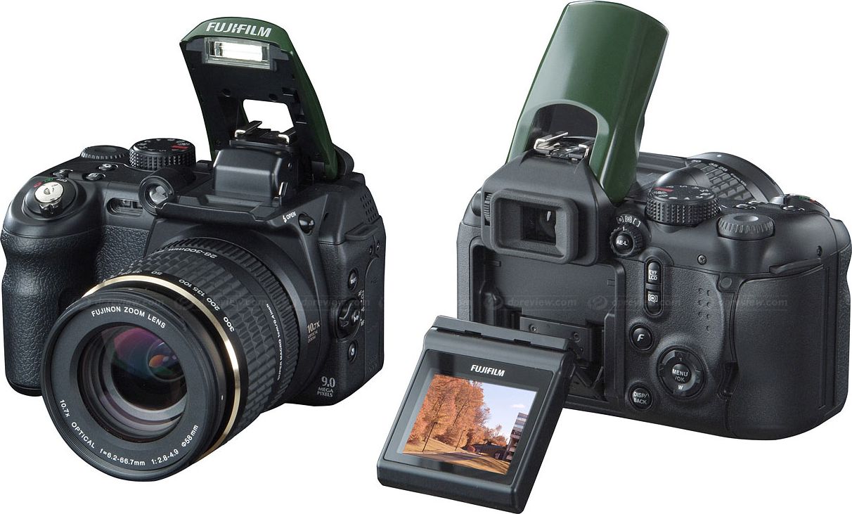 Fujifilm FinePix IS-1 Mirrorless Camera