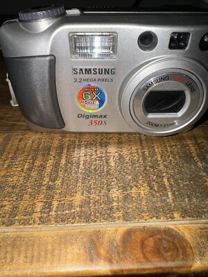 Samsung Digimax 350SE Point & Shoot Camera