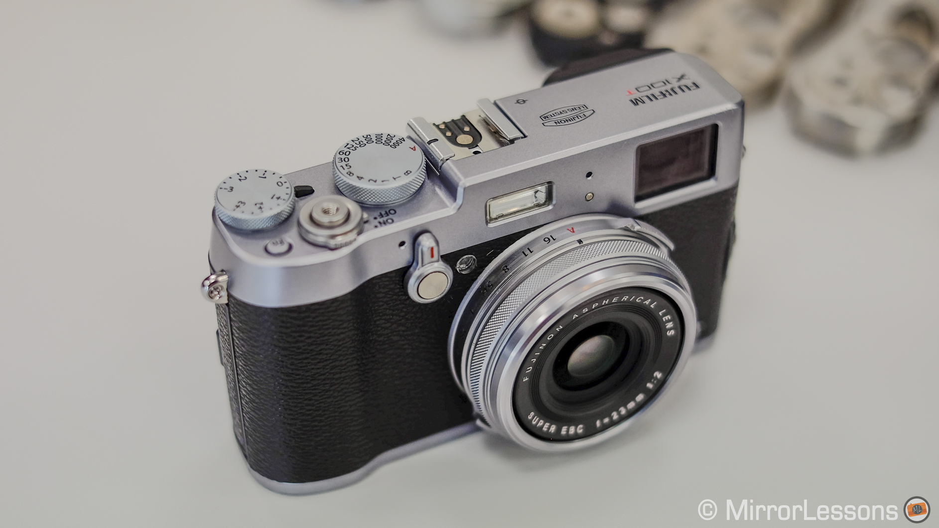 Fujifilm X100T Silver | GearFocus