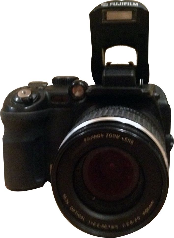 Fujifilm FinePix S9000 9MP Digital Camera w/28-300 | GearFocus