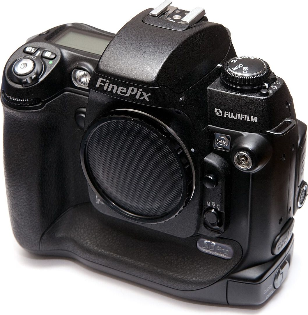 美品　Finepix FujiFilm S3 Pro Fujifilm S3 Pro — Specs, Reviews, Used Prices | GearFocus