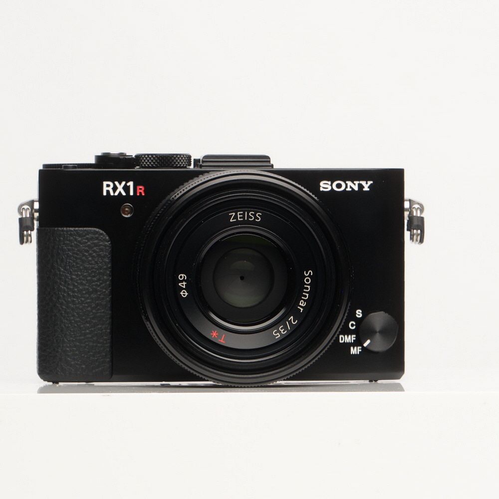 Sony Cyber-shot RX1R II Point & Shoot Camera