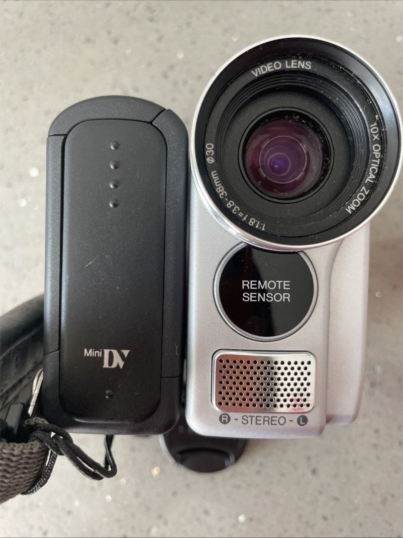 Sharp VL-Z500/400 Camcorder Used — For Sale, Specs &… | GearFocus