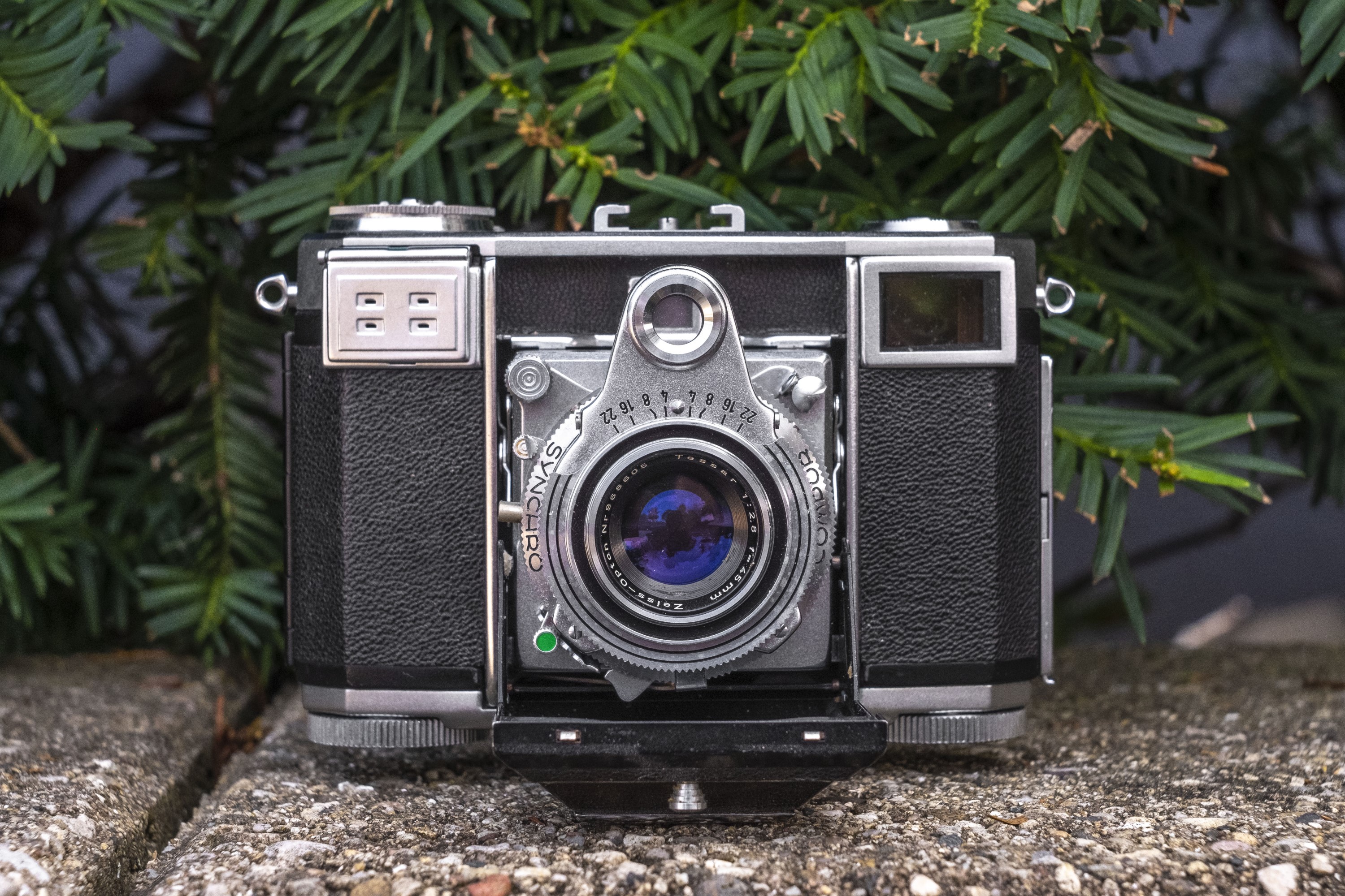 フィルムカメラ zeiss ikon contessa Zeiss Ikon Contessa 35 Film Camera Used — For Sale,… | GearFocus