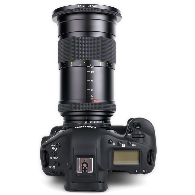 Contax T* 35-135mm F3.3-4.5 Lens